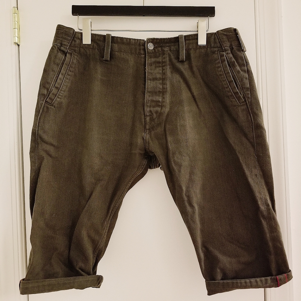 Hip gray/olive green denim Levi's shorts